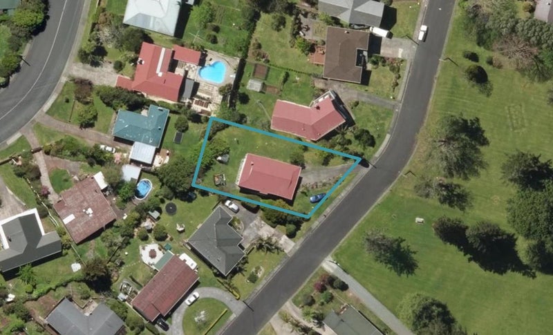 17 Tuhangi Street, Kamo, Whangarei - Carousel 1