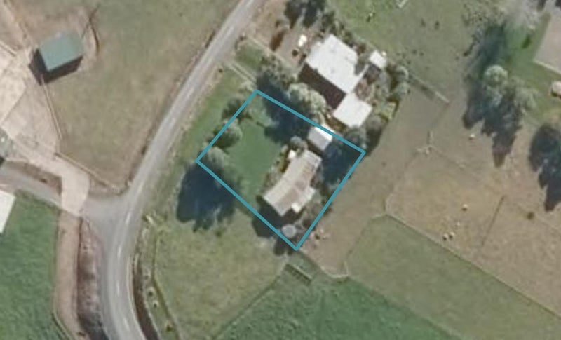 17 Crows Nest Road, Hūkerenui, Hikurangi - Carousel 1