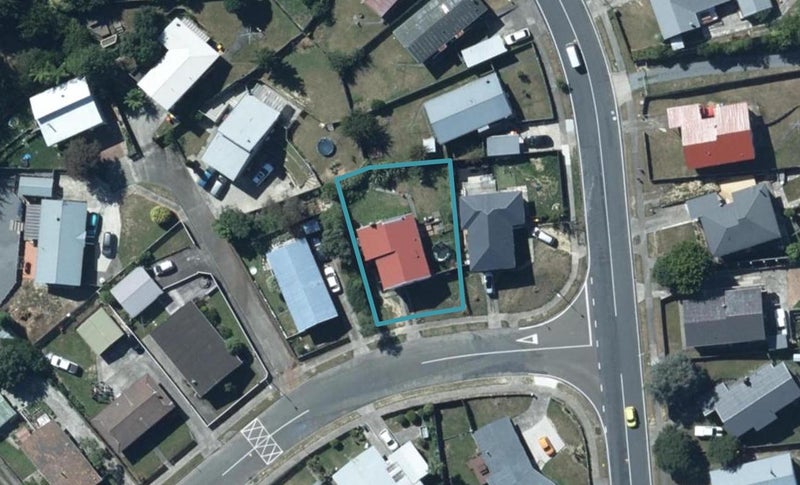 67 Desert Gold Street, Ascot Park, Porirua - Carousel 1