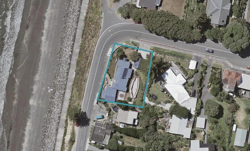 1 The Esplanade, Raumati South, Paraparaumu - Carousel 1