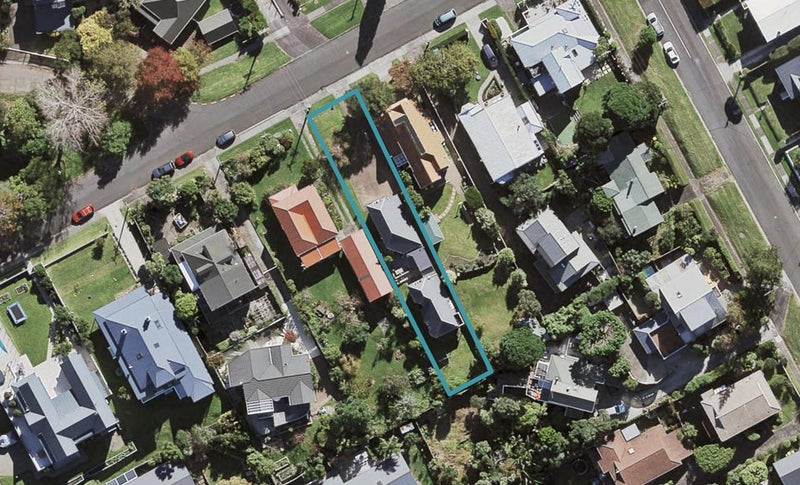 20 Rugby Road, Birkenhead, Auckland - Carousel 1