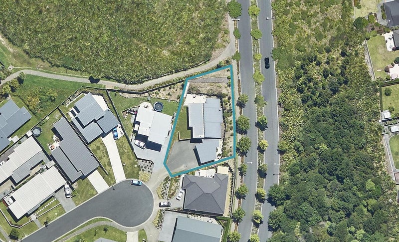 9 Furl Close, Pyes Pa, Tauranga - Carousel 1