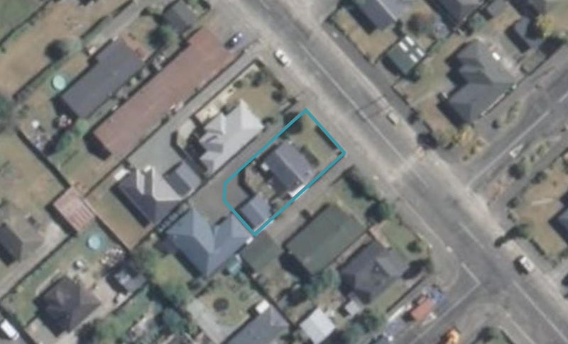 24B WELLINGTON ST, Hampstead, ASHBURTON - Carousel 1