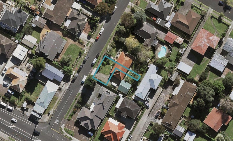 1A Carlie Street, Papatoetoe, Auckland - Carousel 1
