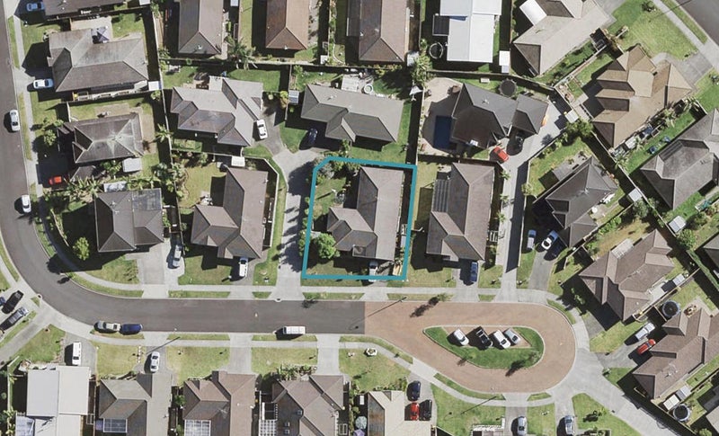 16 Bellshill Close, Wattle Downs, Auckland - Carousel 1