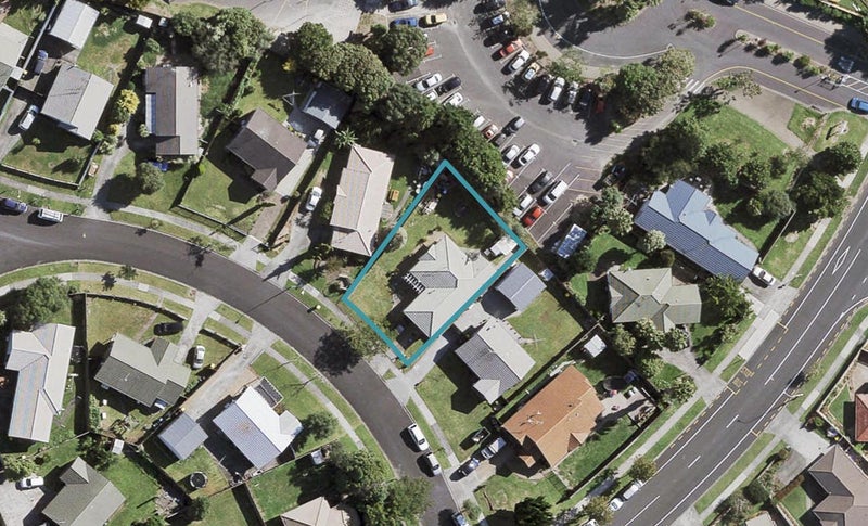 5 Randwick Place, Randwick Park, Auckland - Carousel 1