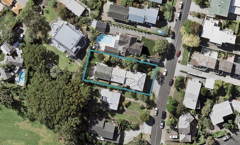 2/6 Holgate Road, Kohimarama, Auckland - Carousel 1