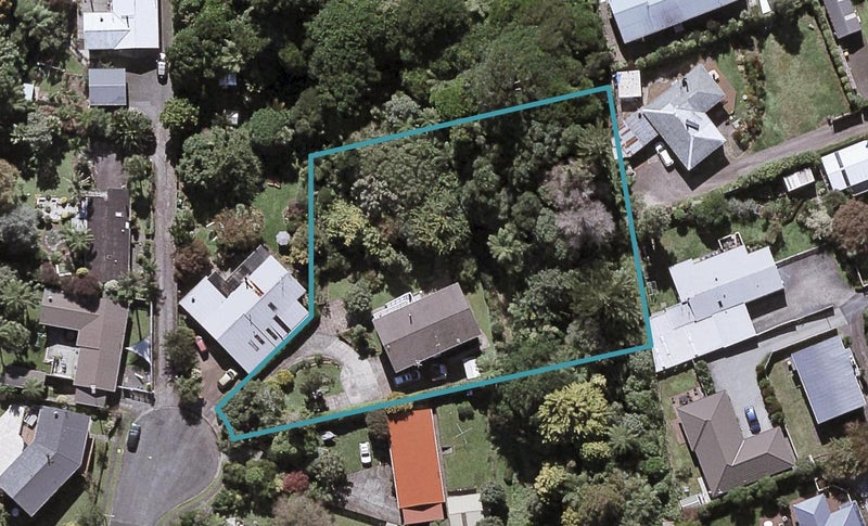 6 Wayne Place, Ferndale, New Plymouth - Carousel 1