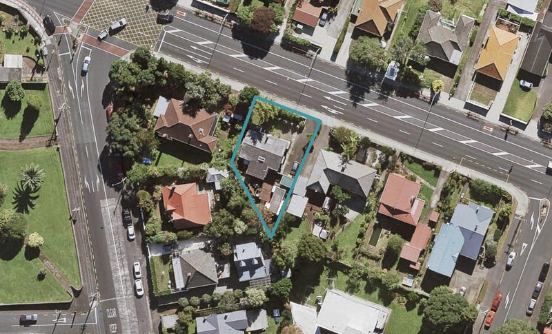 34 Onewa Road, Northcote Point, Auckland - Carousel 1
