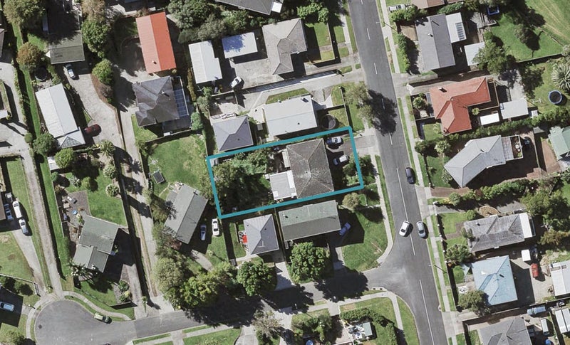 69 Ennis Avenue, Pakuranga Heights, Auckland - Carousel 1