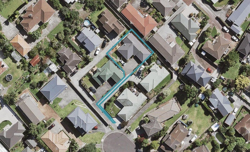 12A Lesa Annis Place, Henderson, Auckland - Carousel 1