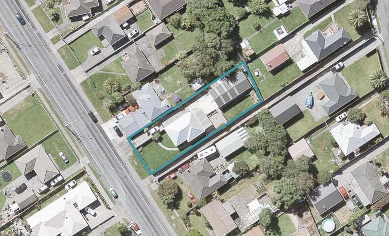 45 Main Road, Wainuiomata, Lower Hutt - Carousel 1