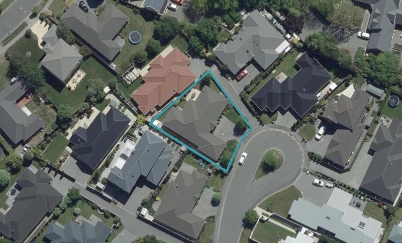 19 Breton Close, Northwood, Christchurch - Carousel 1