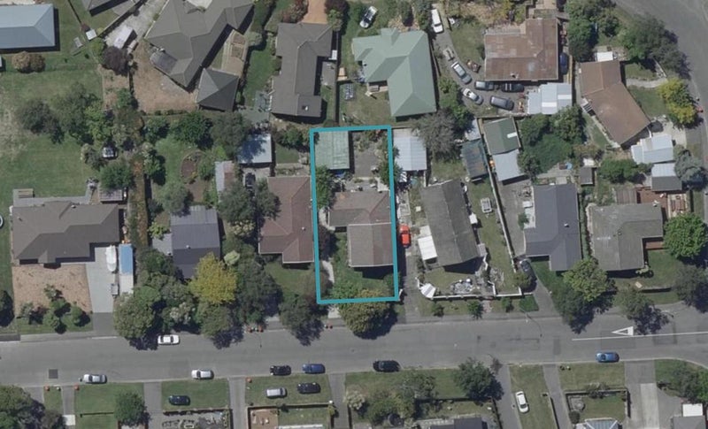 20 Laing Crescent, Heathcote Valley, Christchurch - Carousel 1