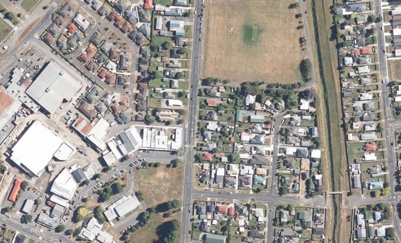 2/22 Fitzherbert Road, Wainuiomata, Lower Hutt - Carousel 1