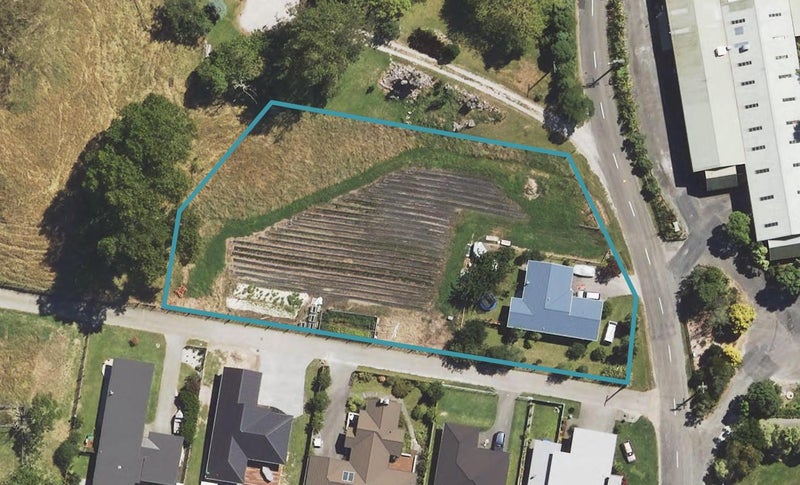 100 Riverside Road, Whataupoko, Gisborne - Carousel 1