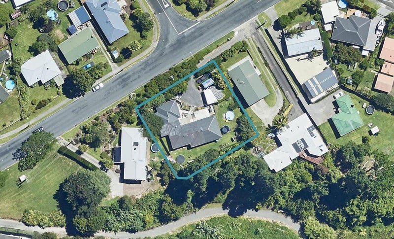 43 Kingswood Road, Brookfield, Tauranga - Carousel 1