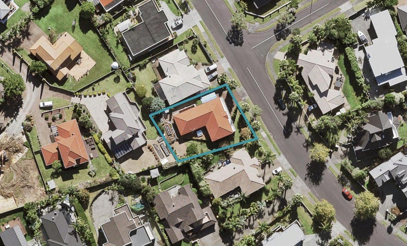 104 Picasso Drive, West Harbour, Auckland - Carousel 1