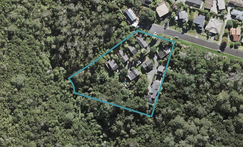 8/40 Radiata Lane, Chatswood, Auckland - Carousel 1