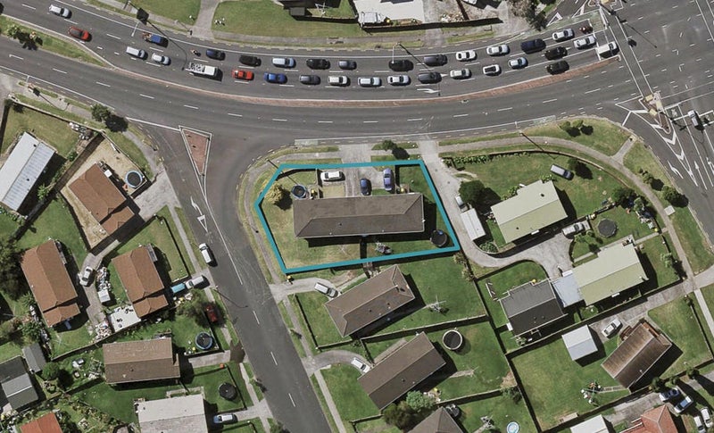 89 Charntay Avenue, Clover Park, Auckland - Carousel 1