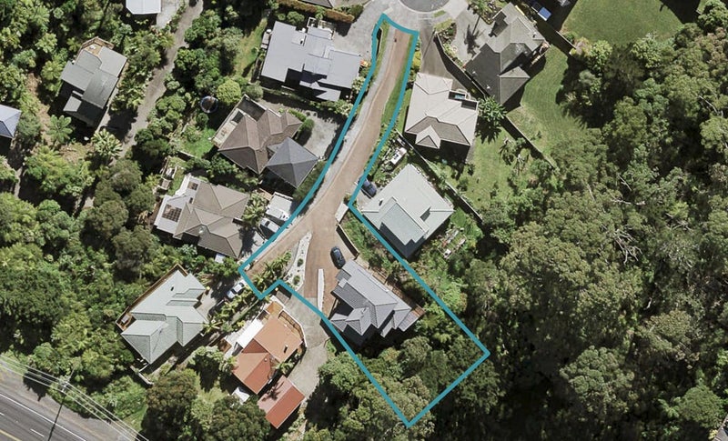 42 Lorikeet Place, Unsworth Heights, Auckland - Carousel 1