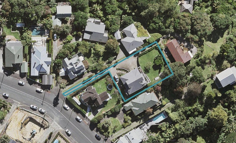 55 Hinemoa Street, Birkenhead, Auckland - Carousel 1
