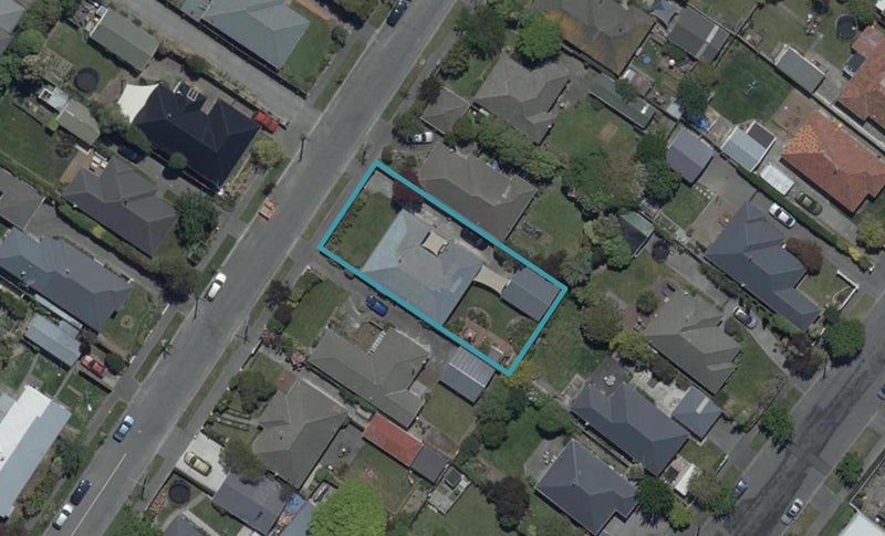 10 Torquay Place, Bryndwr, Christchurch - Carousel 1