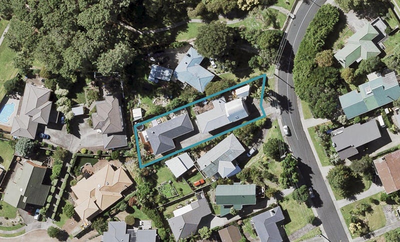 1/35 William Souter Street, Forrest Hill, Auckland - Carousel 1