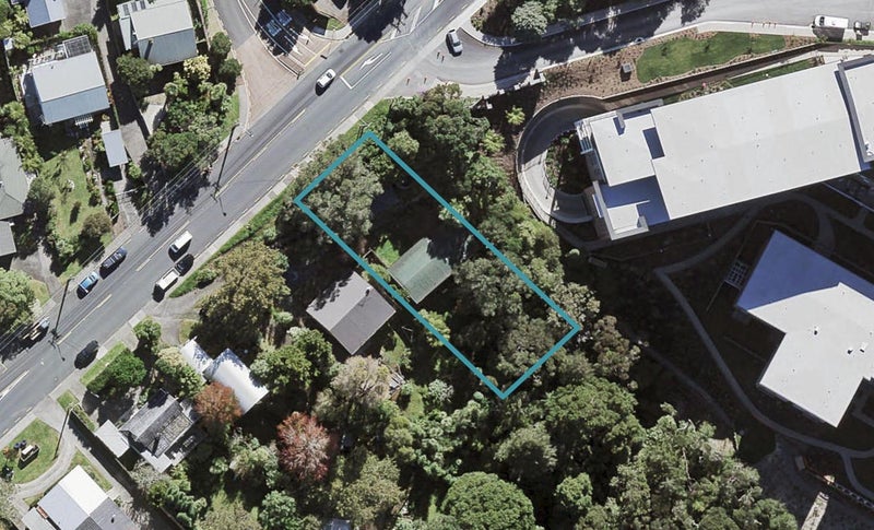18 Rangatira Road, Birkenhead, Auckland - Carousel 1