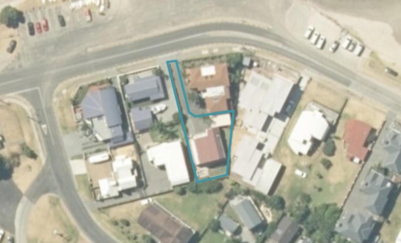521B Beach Road, Whangamatā - Carousel 1