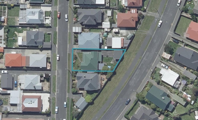 35 Normanby Street, Saint Kilda, Dunedin - Carousel 1
