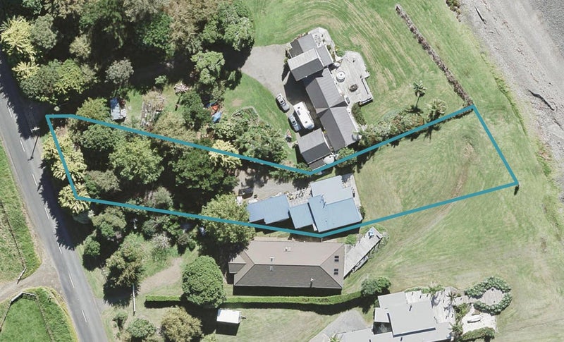 1708 East Coast Road, Pokeno - Carousel 1