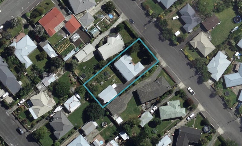 4 Sutton Street, Richmond, Richmond - Carousel 1