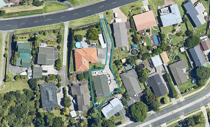 107 Hinewa Road, Otumoetai, Tauranga - Carousel 1