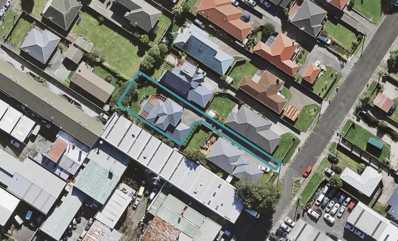 4A Clinker Street, Three Kings, Auckland - Carousel 1