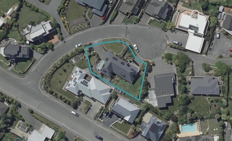 1/4 Rosthwaite Place, Westmorland, Christchurch - Carousel 1