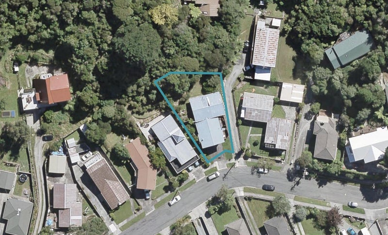 1/9 LOWRY CRES, Stokes Valley, Lower Hutt - Carousel 1
