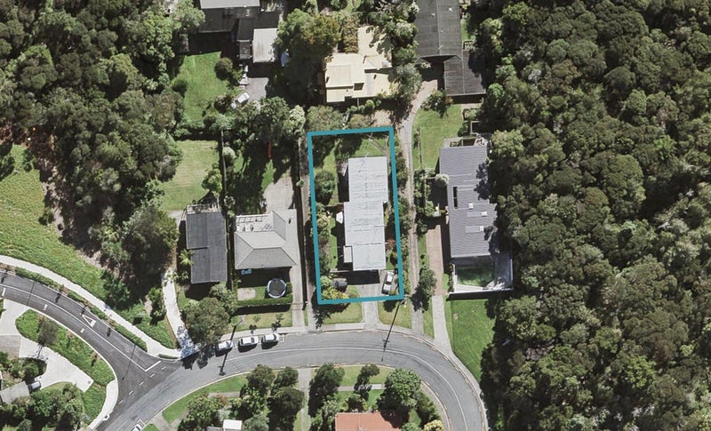 2/23 Kauri Glen Road, Northcote, Auckland - Carousel 1