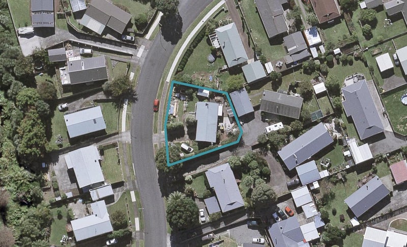 32 Lantana Avenue, Bell Block, New Plymouth - Carousel 1