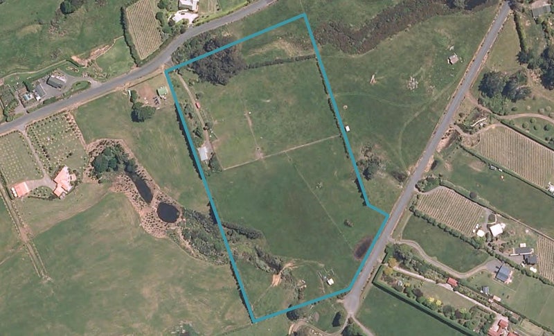 464 Grahams Beach Road, Waiuku - Carousel 1