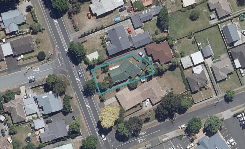 294 Peachgrove Road, Fairfield, Hamilton - Carousel 1