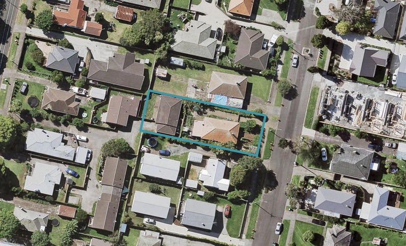 17 Ropata Avenue, Point England, Auckland - Carousel 1