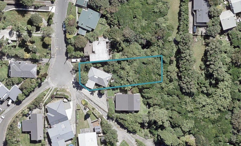9 Martin Grove, Normandale, Lower Hutt - Carousel 1