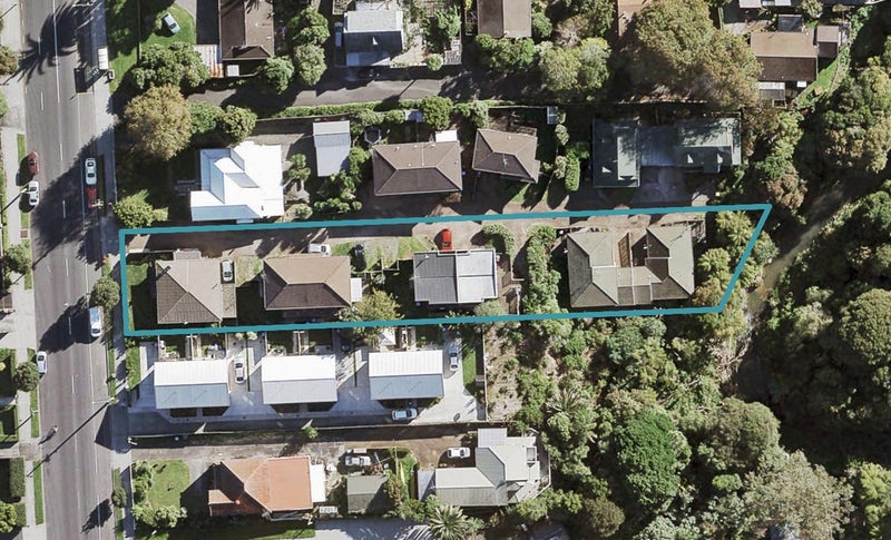 6/24 Blockhouse Bay Road, Avondale, Auckland - Carousel 1
