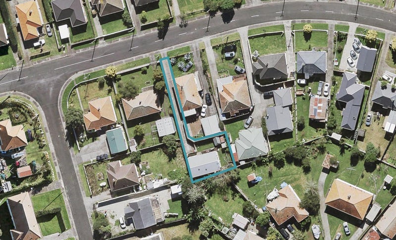 16A Parkinson Avenue, Wesley, Auckland - Carousel 1