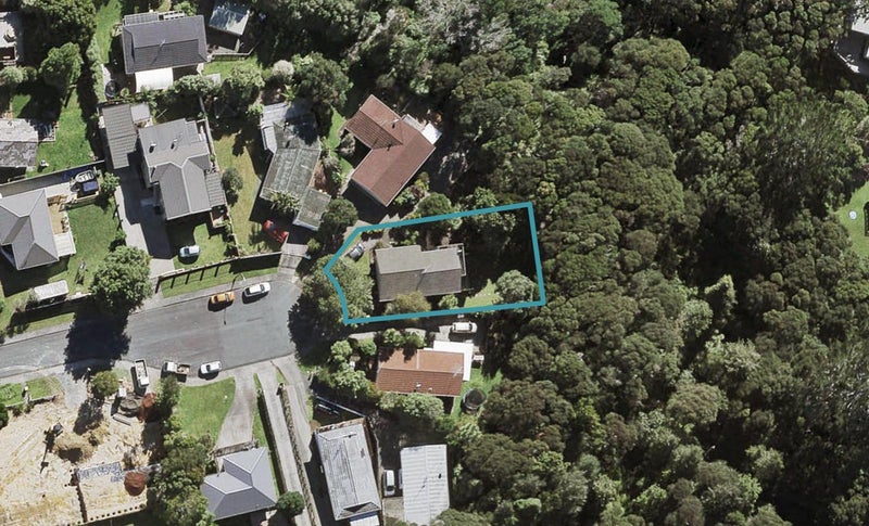 10 Classic Grove, Bayview, Auckland - Carousel 1
