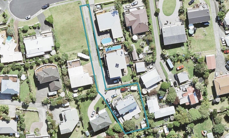 9 Pacific Parade, Army Bay, Whangaparaoa - Carousel 1