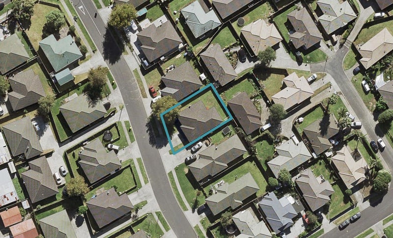 35 Langiola Drive, Favona, Auckland - Carousel 1