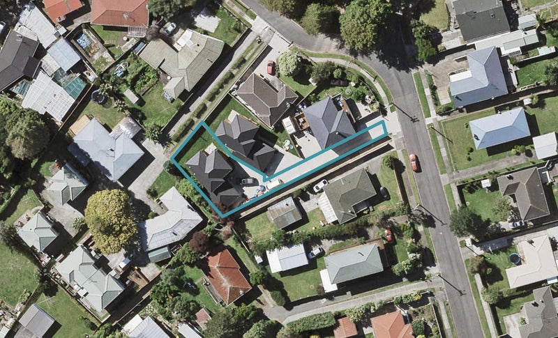 20B Pandora Place, Pakuranga, Auckland - Carousel 1