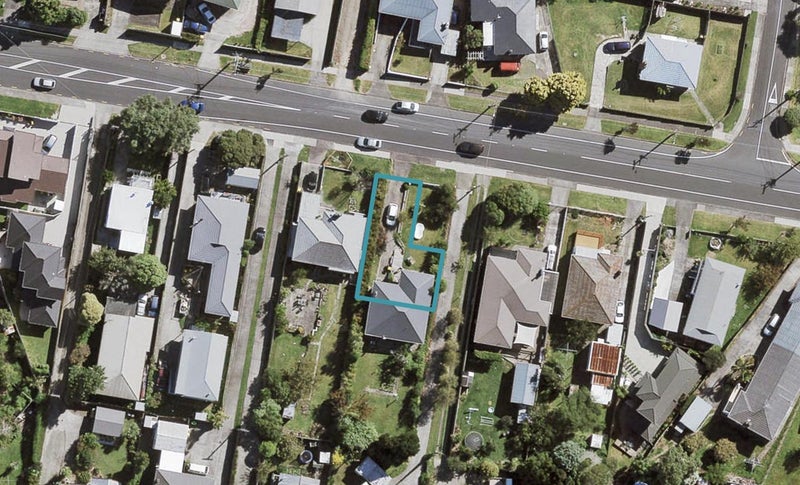 1/137 View Road, Sunnyvale, Auckland - Carousel 1